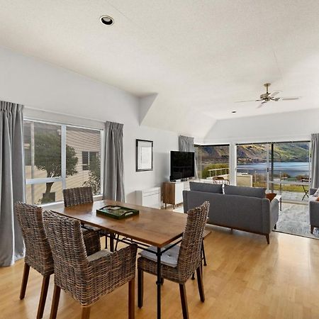 Charming Views Apartment Уанака Екстериор снимка