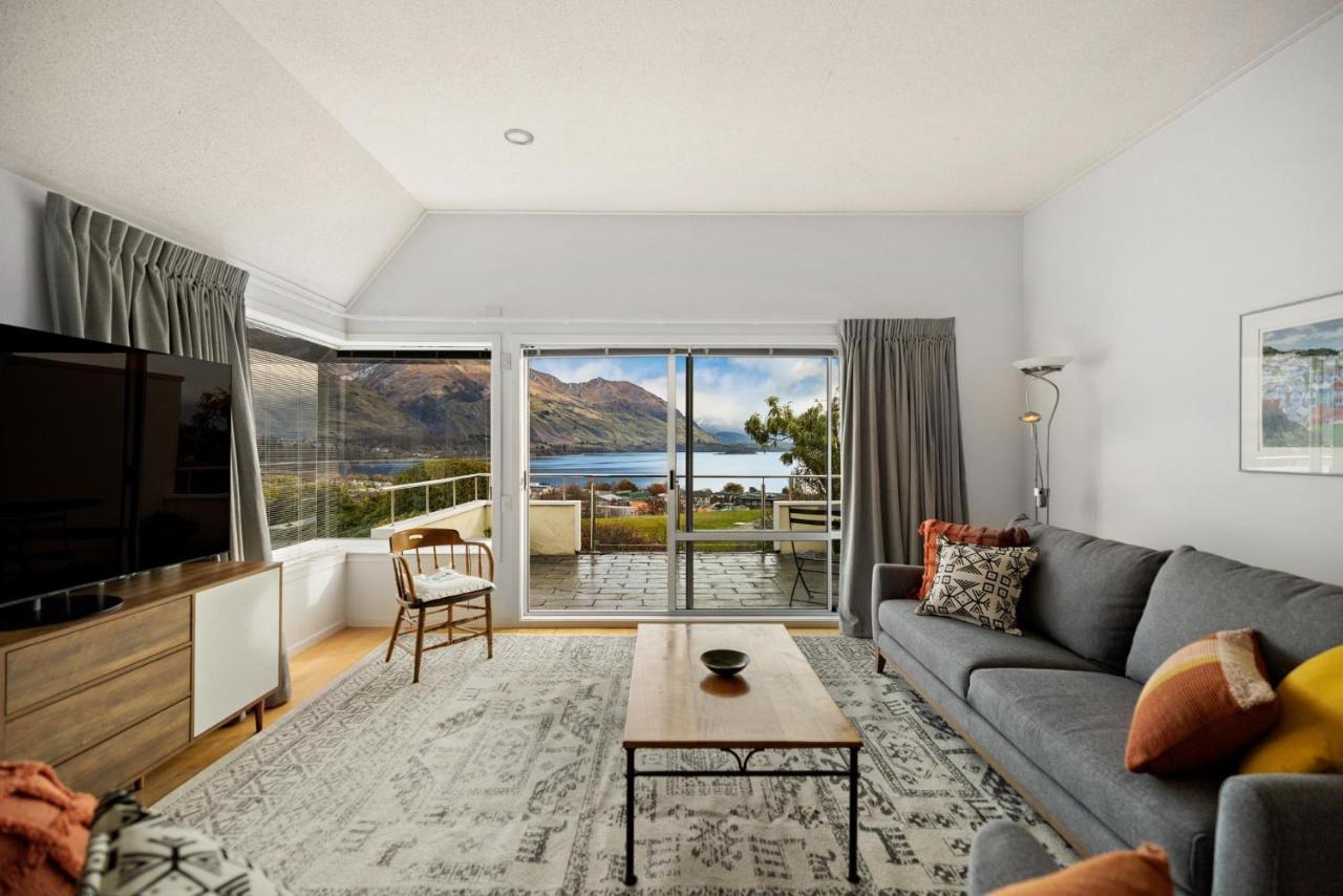 Charming Views Apartment Уанака Екстериор снимка